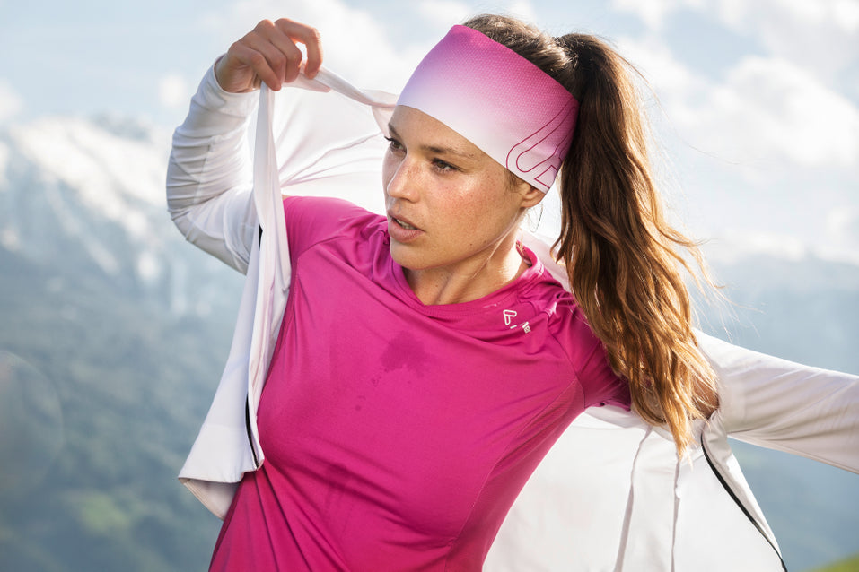 Löffler juoksupaita v-neck naiset, Tekstiilit, www.sportif.fi